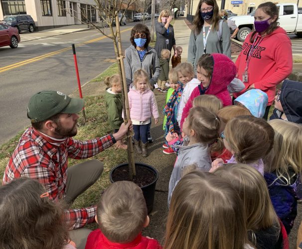 Lending A Hand News, Sports, Jobs Times Observer